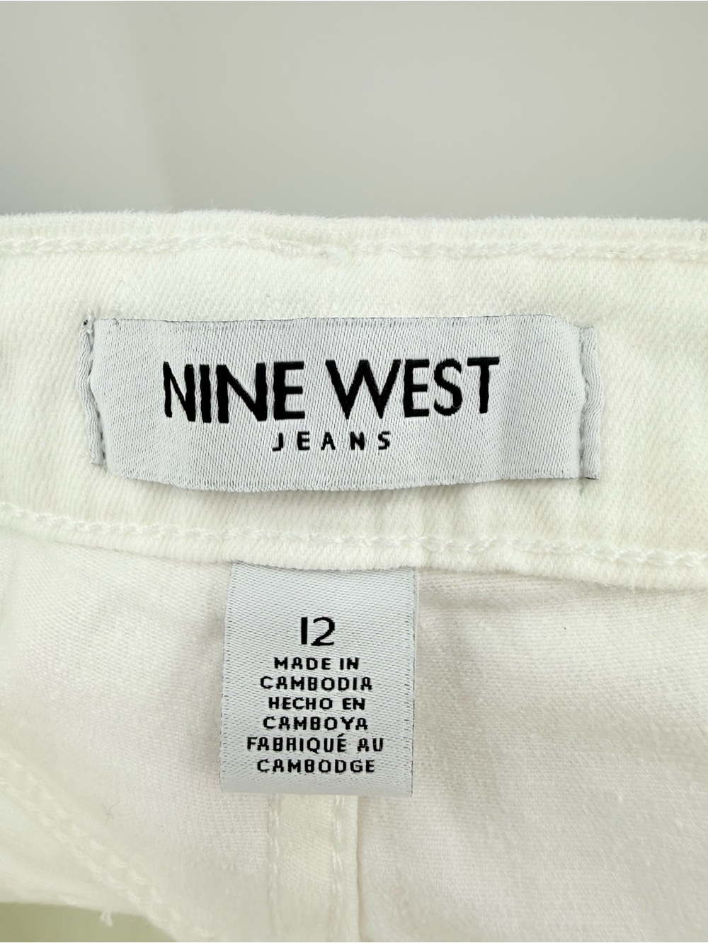 NWT Nine West Gramercy Crop Straight Slim Jeans White  Size 12 - Picture 9 of 11